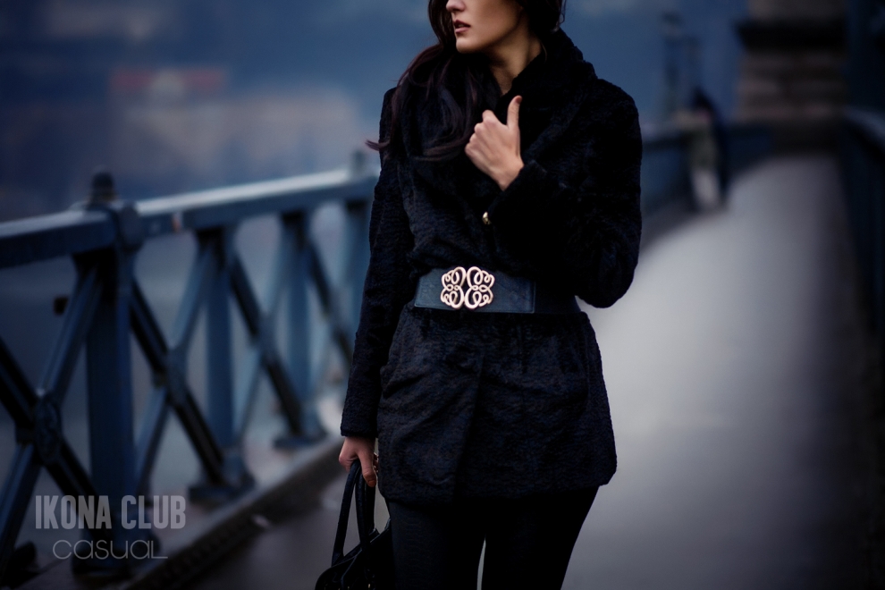 Street style | Womens broadtail coat