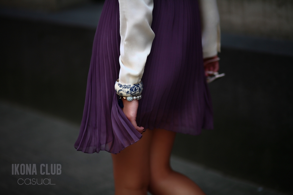 Street style | Silk skirt